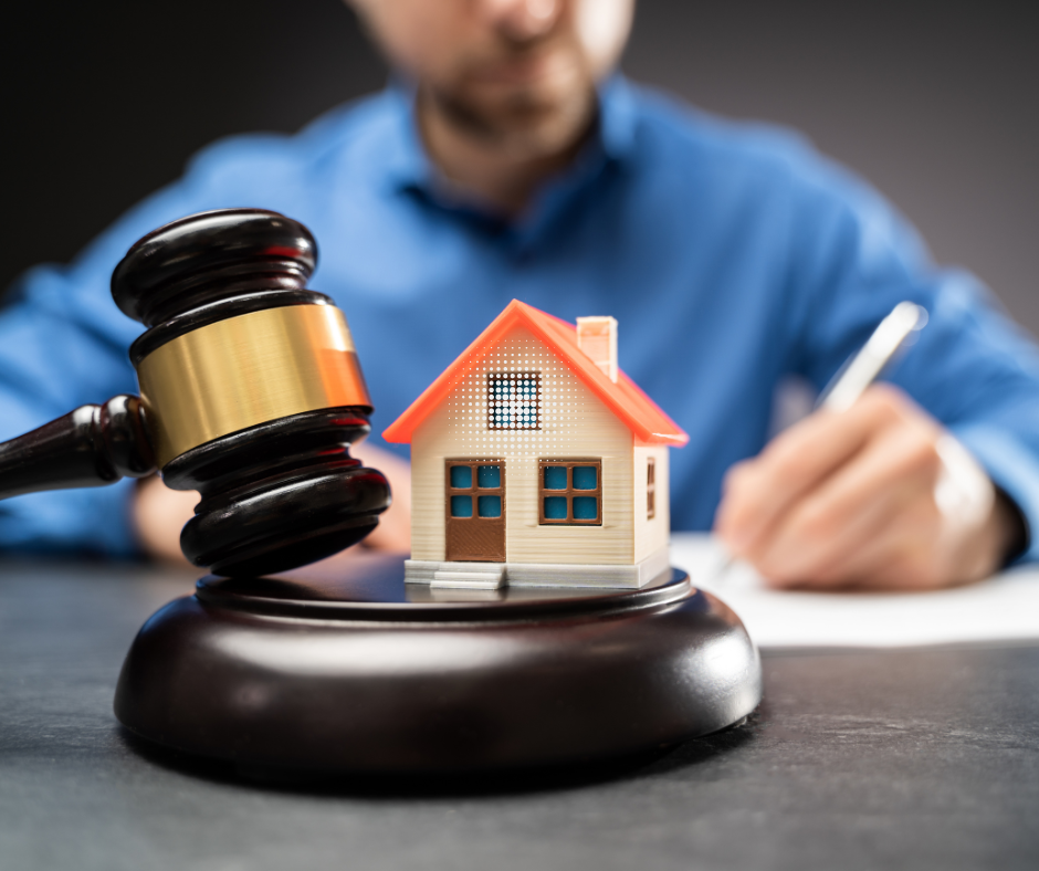 Property Lawyer in Noida